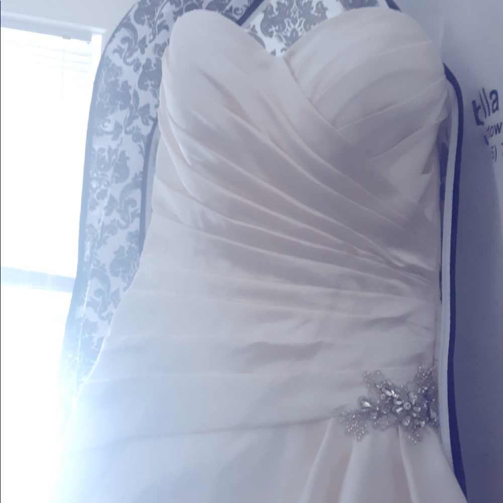 Wedding dress!